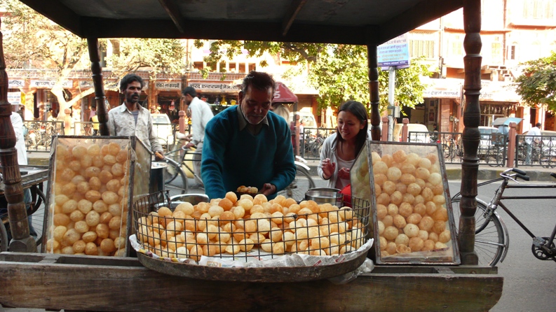 jaipur_street_2.jpg