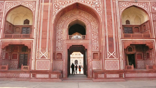 1213%20agra11.jpg