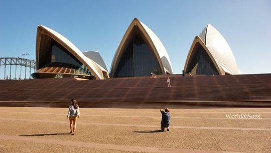 sydney3%2000.jpg